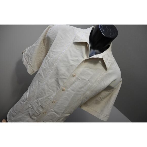 Cubavera Hawaiian Shirt Beige Rayon Polyester Relaxed Mens Size Large - Picture 4 of 6